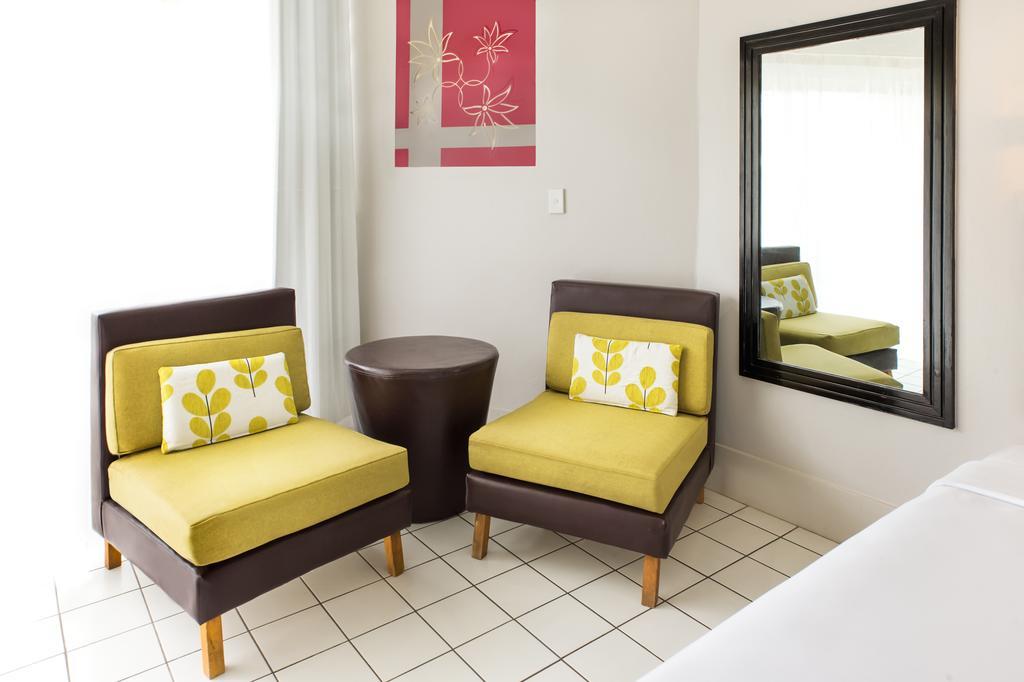 Mercure Наді Екстер'єр фото