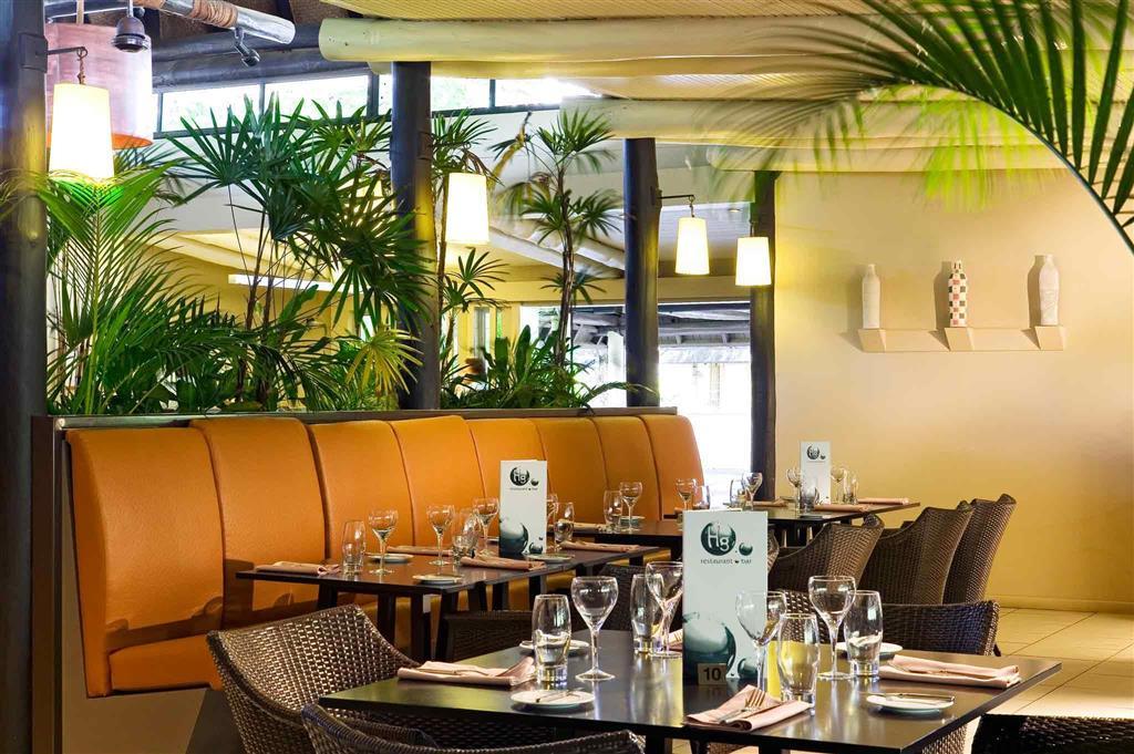 Mercure Наді Ресторан фото